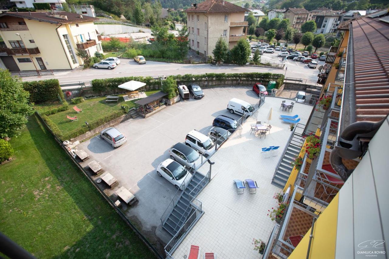 Hotel Posta Comano Terme Exterior foto